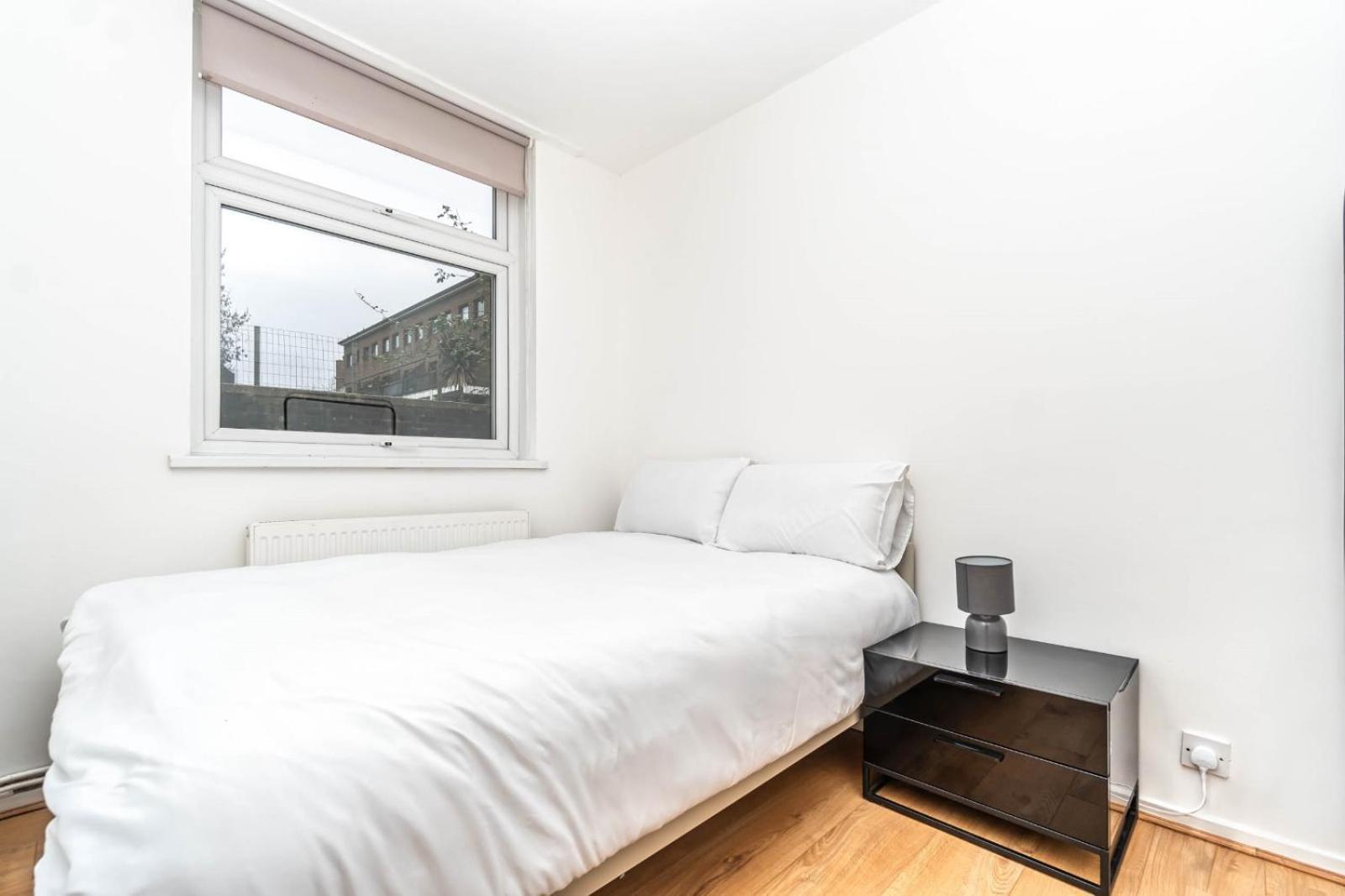 Bright Guest House In Hackney London Exteriör bild