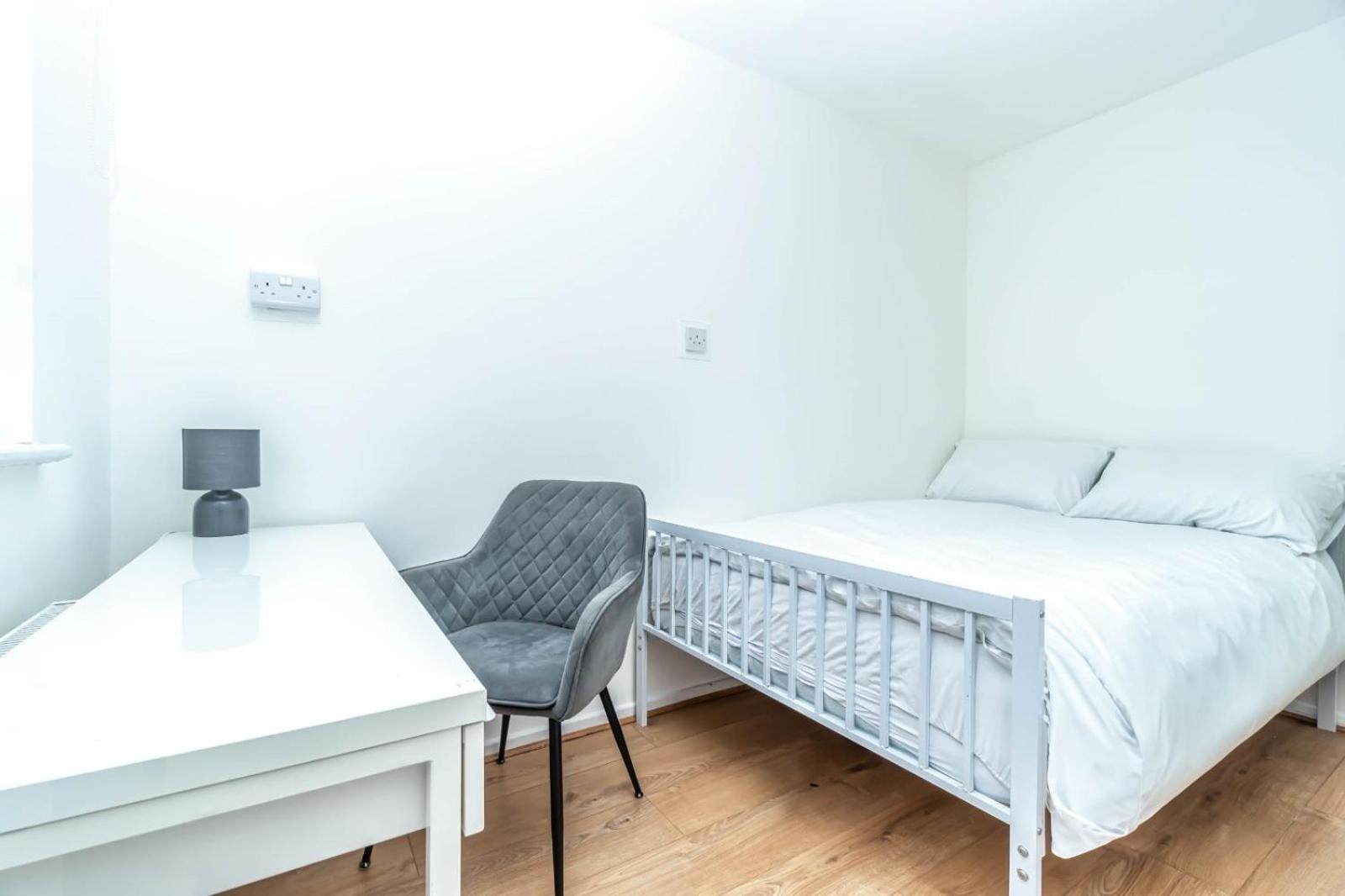 Bright Guest House In Hackney London Exteriör bild