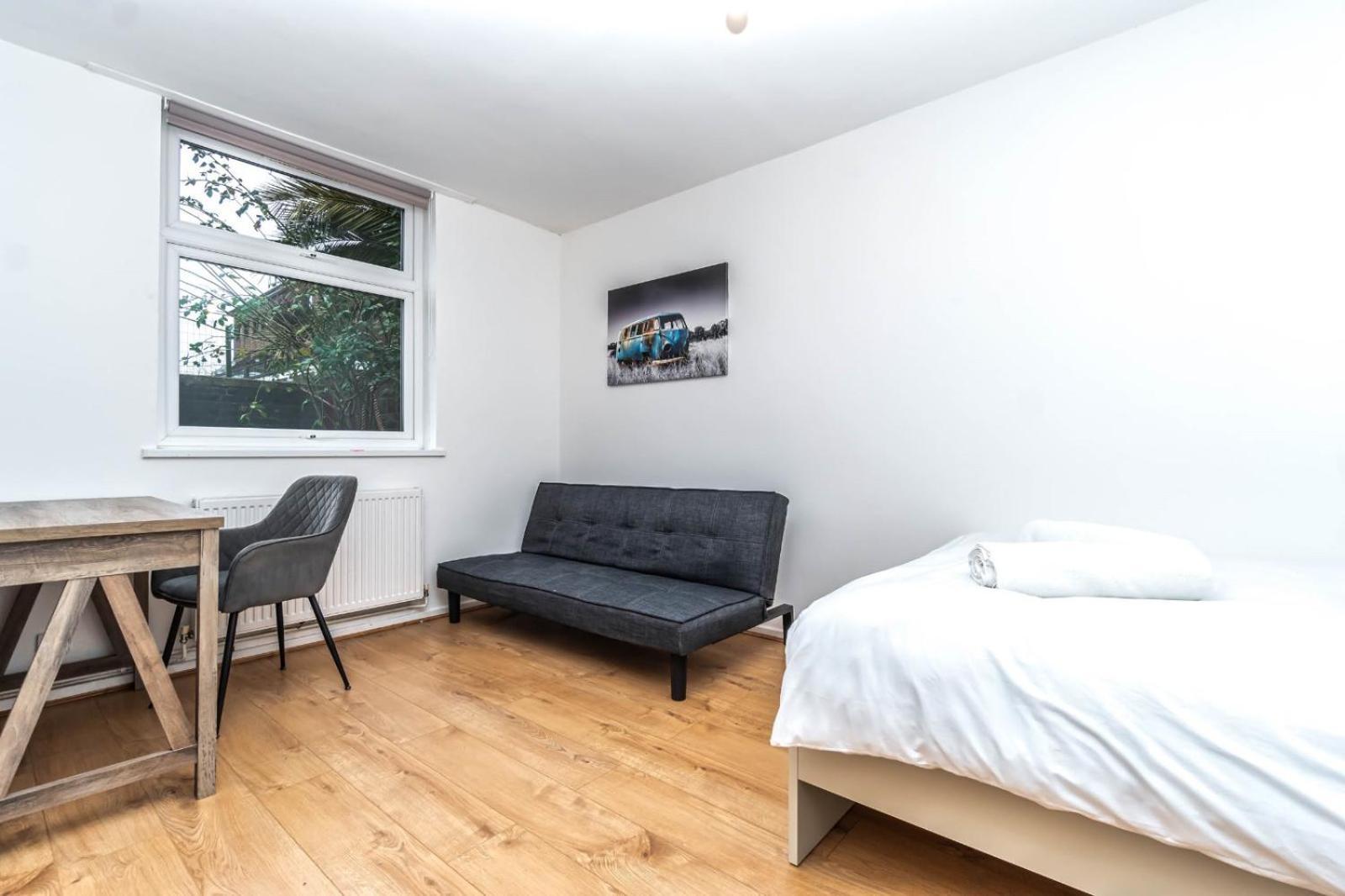 Bright Guest House In Hackney London Exteriör bild